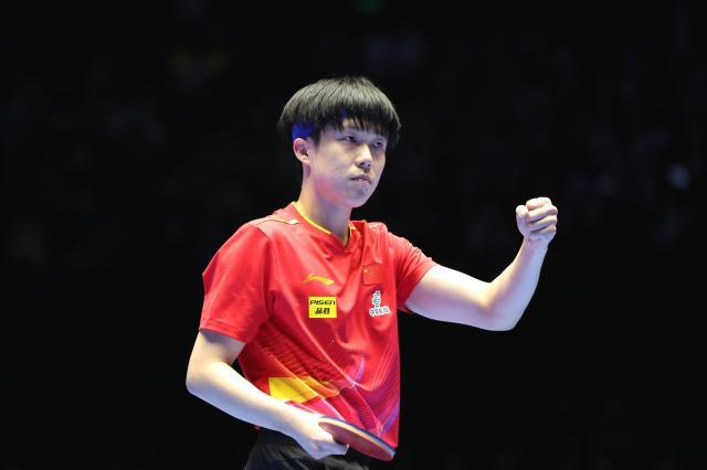 1740062328997010570.jpg (体育)(1)乒乓球——亚洲杯:王楚钦胜宇田幸矢XxjpseC007274_20250220_PEPFN0A001.jpg
