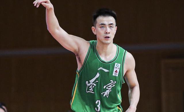 开云网站切尔西赞助商-三连败！辽篮已到悬崖边 三连冠掩盖核心问题 杨鸣面临无米之炊