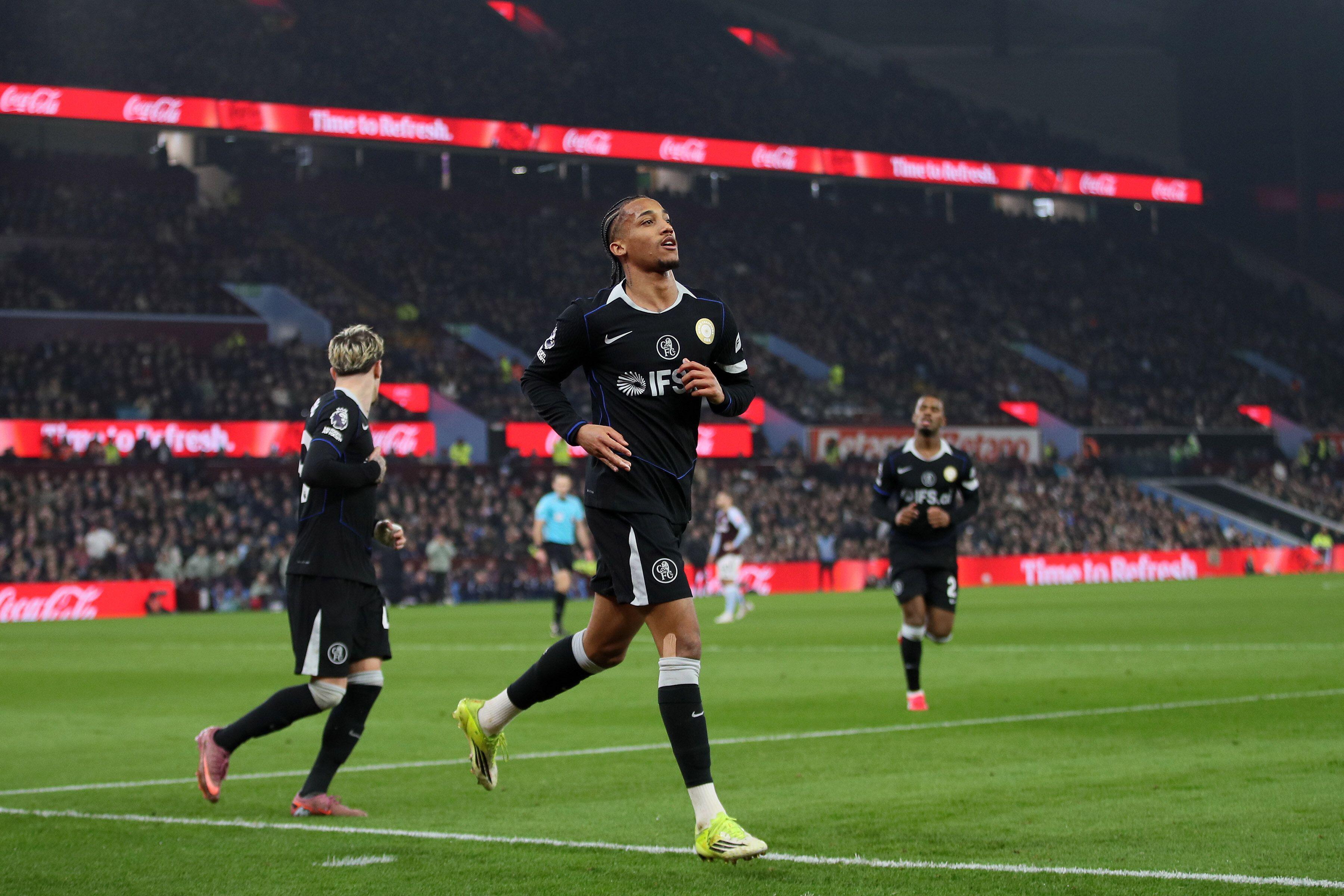 开云中国官网-对阵维拉独中三元，若昂-佩德罗首次在英超戴帽